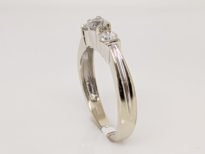 14K WHITE .44 CARAT TOTAL WEIGHT I1 I DIAMOND ROUND (3) TRINITY ESTATE RING 3.1 GRAMS