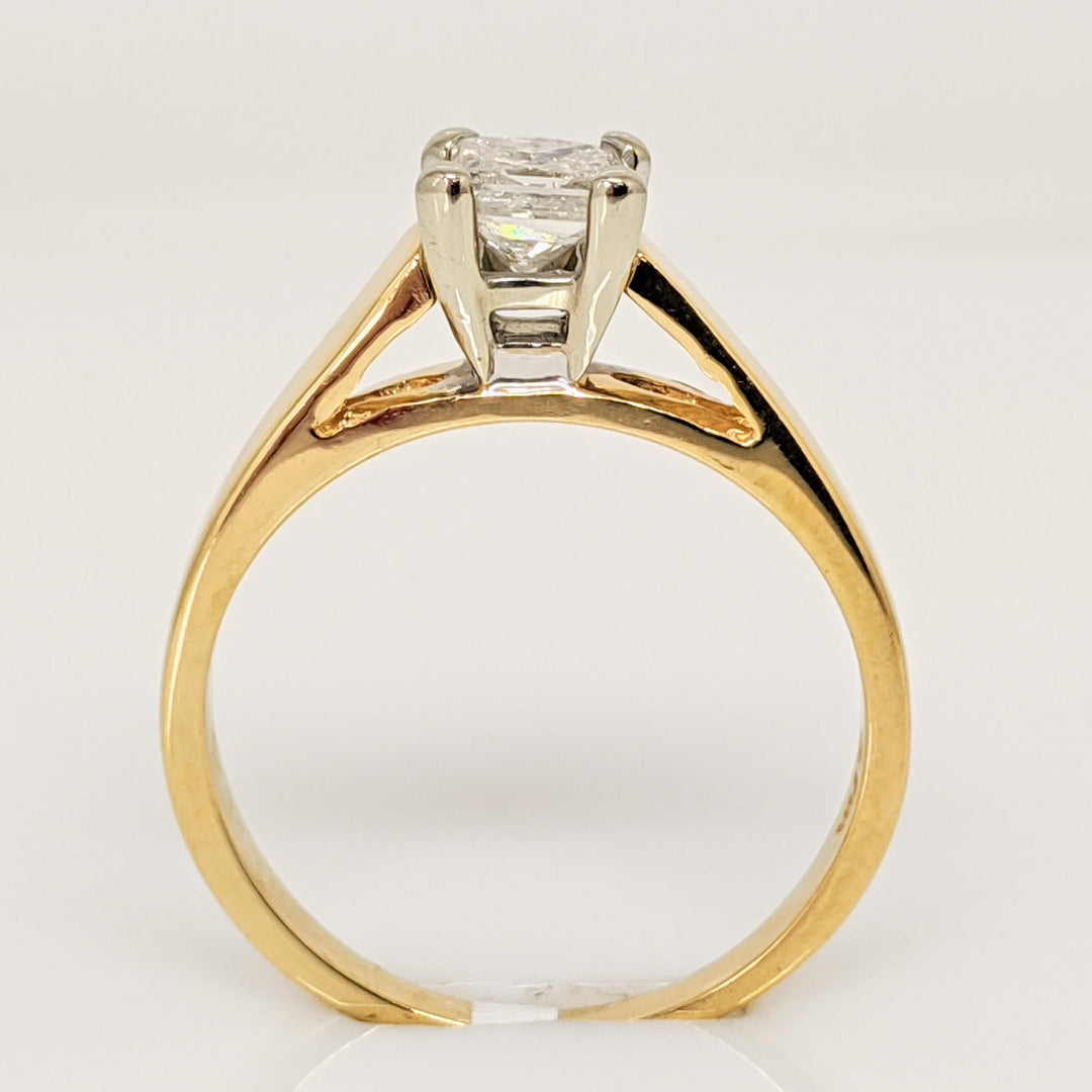 14K .56 CARAT TOTAL I1 K DIAMOND PRINCESS CUT RAISED SHANK SOLITAIRE ESTATE RING 3.0 GRAMS