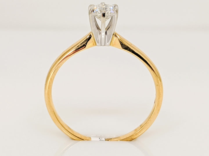 14K .30 CARAT TOTAL WEIGHT I1 G DIAMOND ROUND SOLITAIRE ESTATE RING 2.2 GRAMS