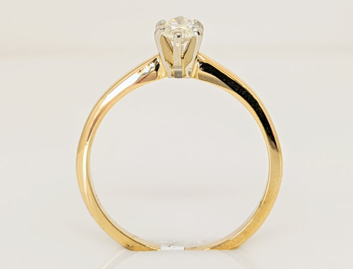 14K .32 CARAT TOTAL WEIGHT SI2 J DIAMOND OVAL SOLITAIRE ESTATE RING 2.0 GRAMS