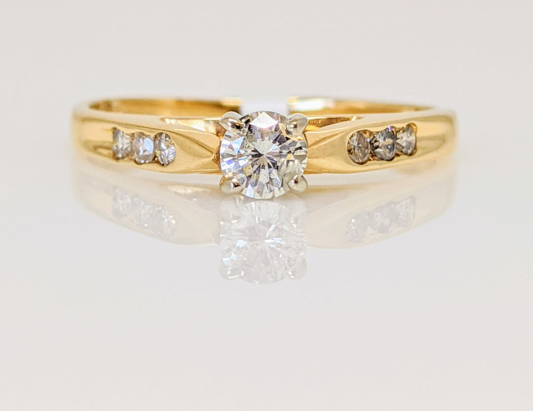10K .25 CARAT TOTAL WEIGHT I1 J DIAMOND ROUND (7) RAISED SHANK ESTATE RING