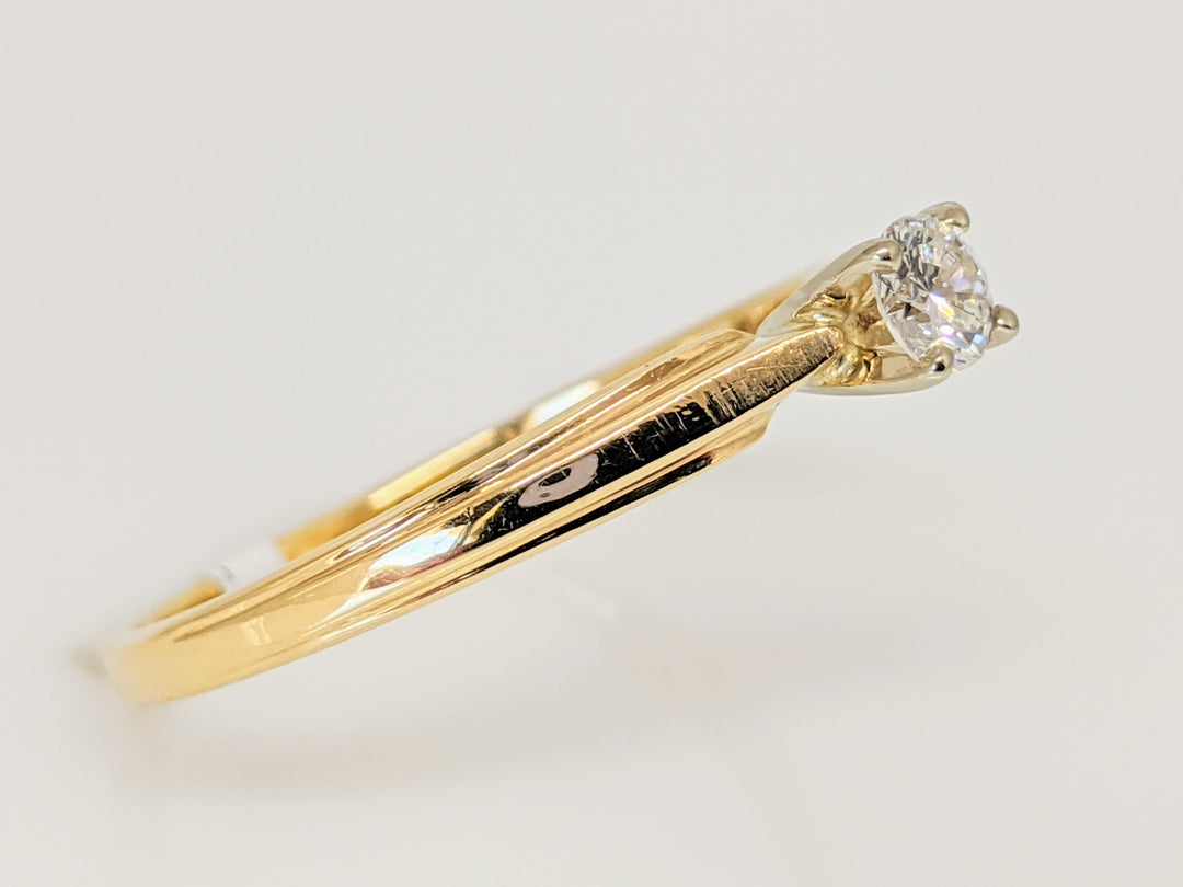 14K .15 CARAT TOTAL SI2 G DIAMOND ROUND SOLITAIRE ESTATE RING 2.1 GRAMS