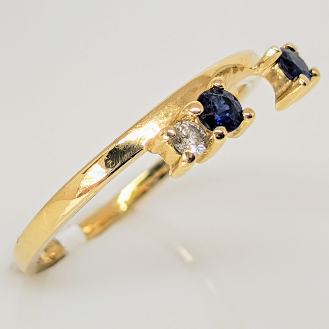 14K SAPPHIRE ROUND (2) 3MM WITH (2) DIAMOND ROUND MELEE ESTATE WRAP 2.2 GRAMS