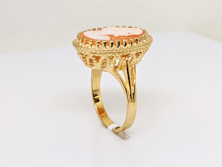 10K CAMEO OVAL 13X18 ESTATE RING 4.6 GRAMS