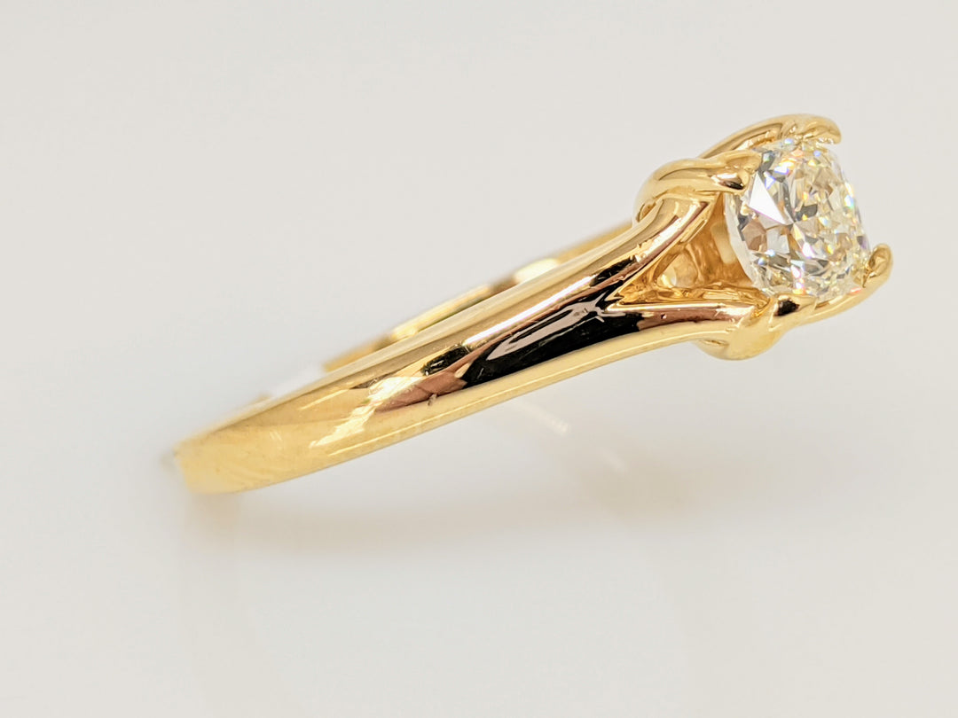 18K .62 CARAT TOTAL VS1 H DIAMOND CUSHION CUT SOLITAIRE ESTATE RING 3.8 GRAMS