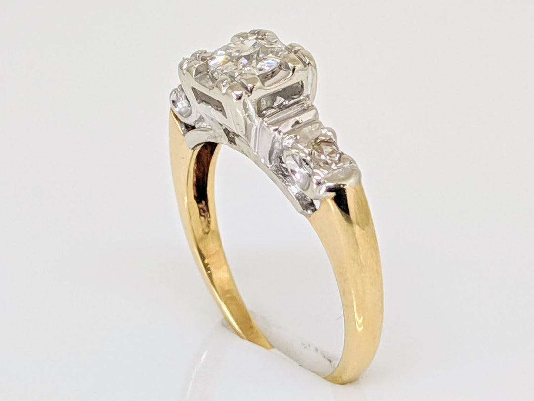 14K .33 CARAT TOTAL WEIGHT SI2 I DIAMOND ROUND (3) BOX HEAD ESTATE RING 2.3 GRAMS
