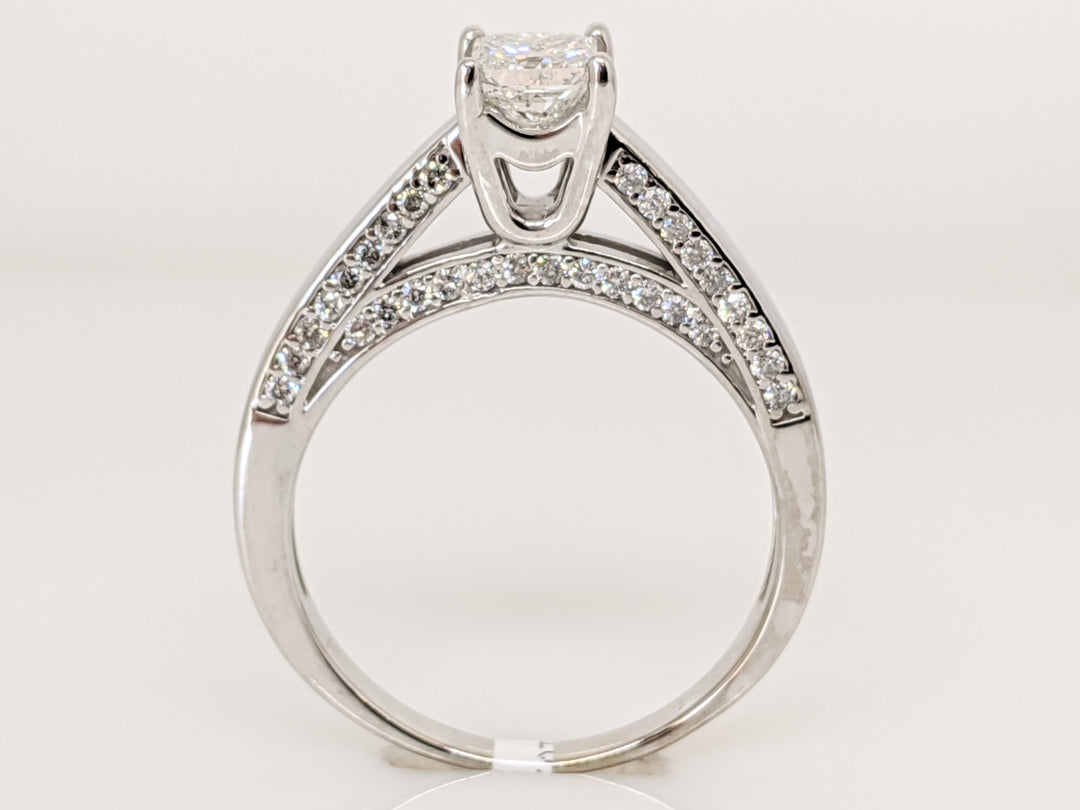 14K WHITE 1.13 CARAT TOTAL WEIGHT I1 G DIAMOND PRINCESS CUT WITH (48) ROUND MELEE ESTATE RING 4.7 GRAMS