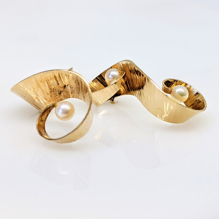 14K PEARL ROUND (4) 3MM SWIRL "DAUNIS" ESTATE EARRINGS 2.9 GRAMS