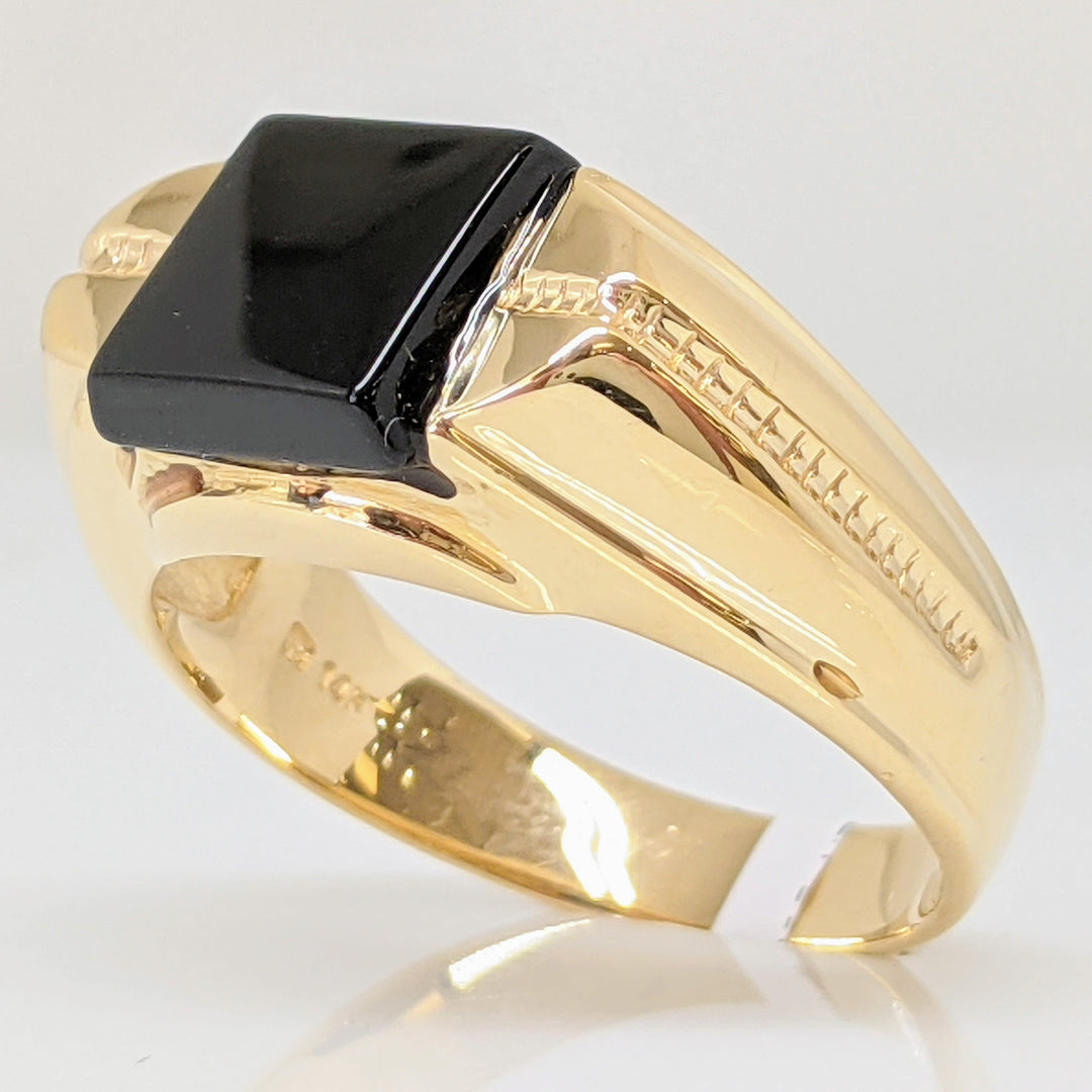 14K ONYX PRINCESS CUT 9MM ESTATE RING 8.6 GRAMS
