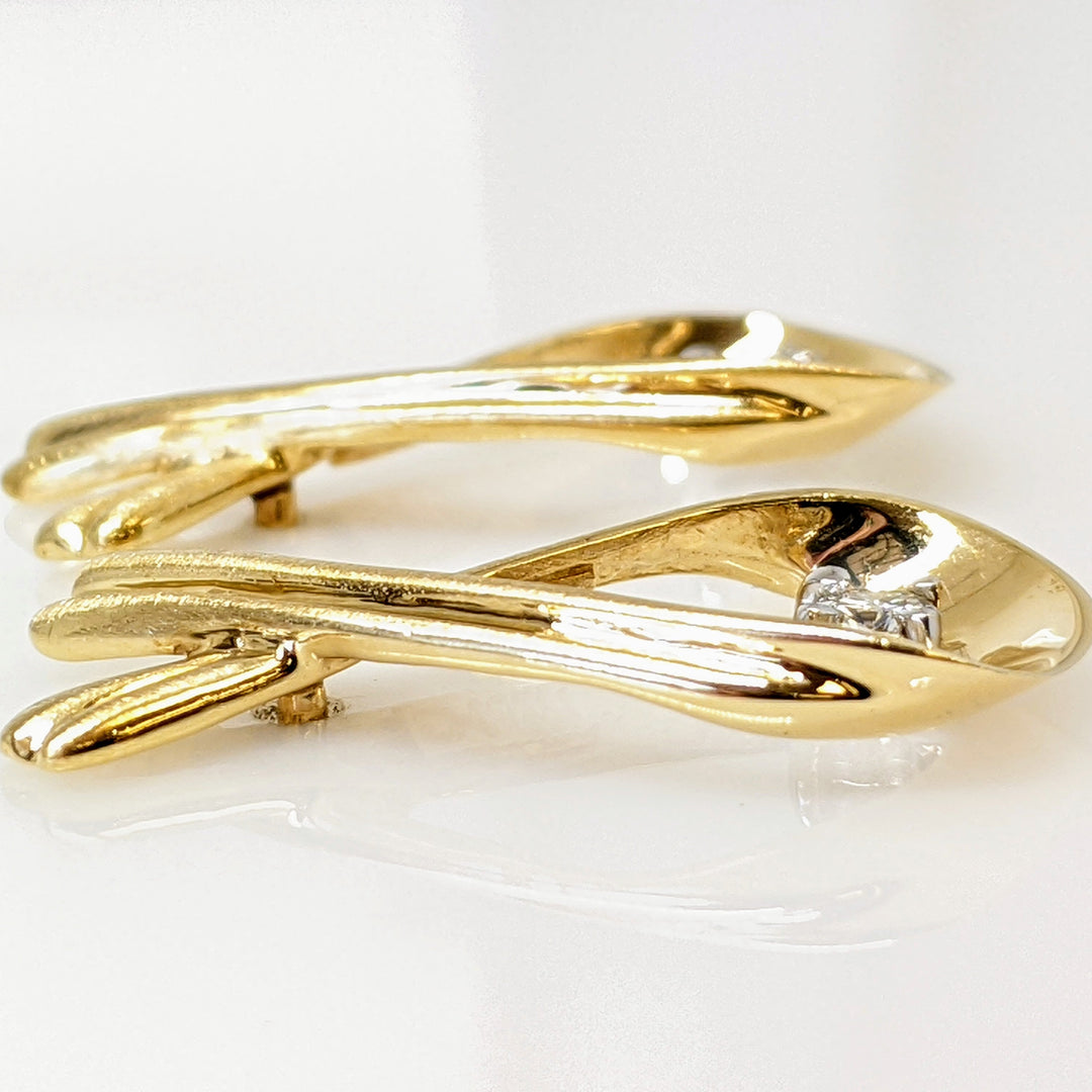 14K .15 CARAT TOTAL WEIGHT I1 I DIAMOND ROUND (2) RIBBON ESTATE EARRINGS 3.2 GRAMS