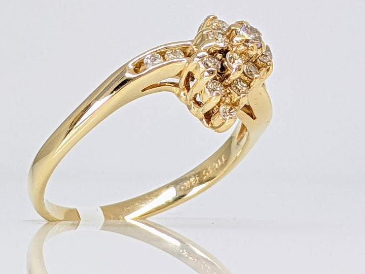 14K .49 CARAT TOTAL WEIGHT SI2 I DIAMOND ROUND (19) CLUSTER ESTATE RING 2.8 GRAMS