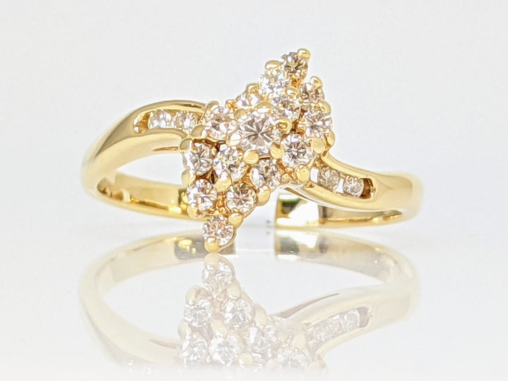 14K .49 CARAT TOTAL WEIGHT SI2 I DIAMOND ROUND (19) CLUSTER ESTATE RING 2.8 GRAMS