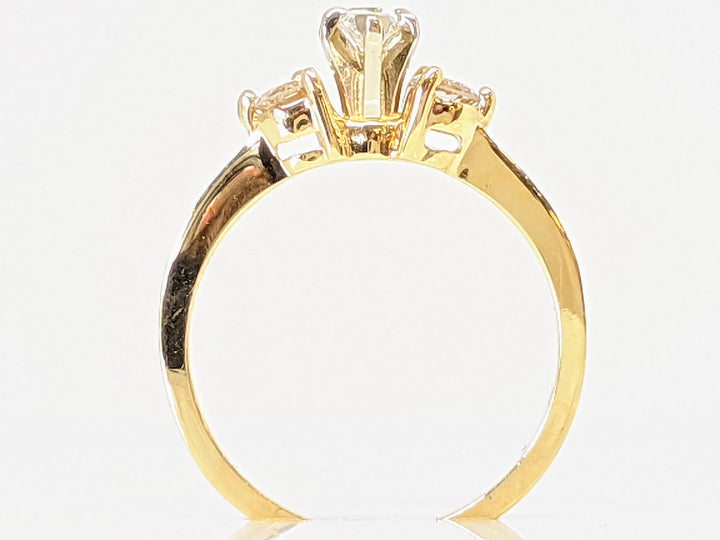 14K .49 CARAT TOTAL WEIGHT SI2 K DIAMOND MARQUISE WITH (2) ROUND ESTATE RING 2.7 GRAMS