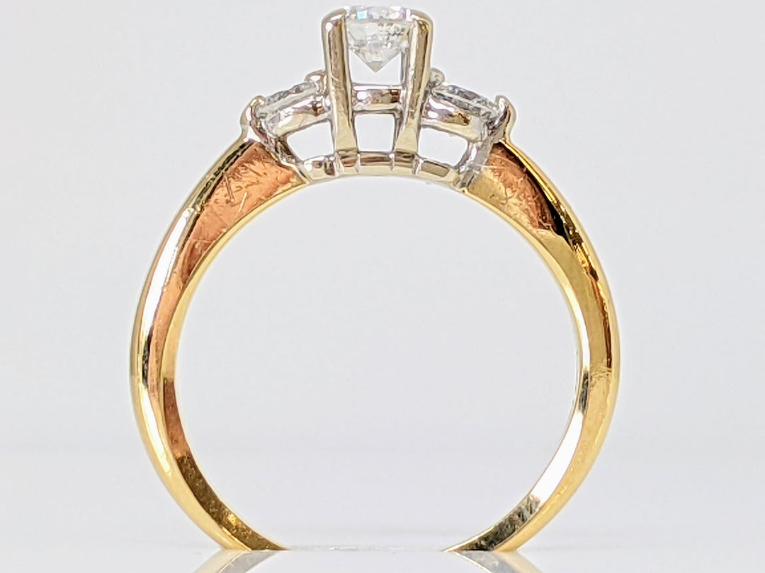 14K .43 CARAT TOTAL WEIGHT I1 I DIAMOND ROUND (3) TRINITY ESTATE RING 2.2 GRAMS