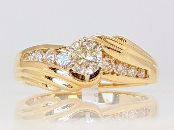 14K .49 CARAT TOTAL WEIGHT DIAMOND ROUND (9) ESTATE RING 5.1 GRAMS
