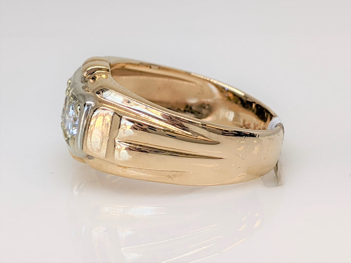 14K .90 CARAT TOTAL WEIGHT SI1-SI2 H-I DIAMOND ROUND (3) SQUARE TOP ESTATE RING 7.6 GRAMS