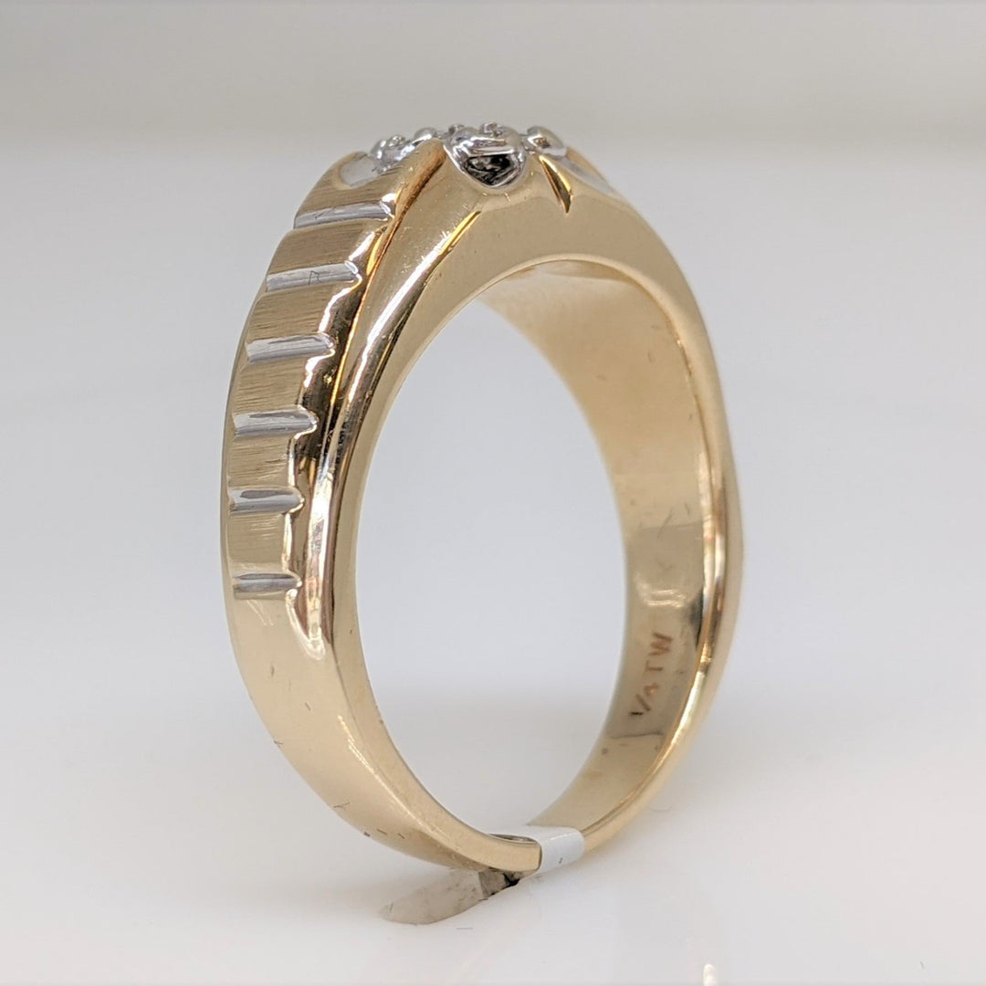 10K .21 CARAT TOTAL WEIGHT I1 H DIAMOND ROUND (7) CLUSTER ESTATE RING 8.6 GRAMS