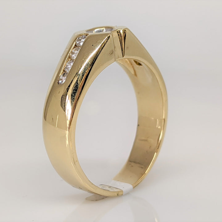 14K .58 CARAT TOTAL WEIGHT SI2 I DIAMOND ROUND (9) BEZEL CENTER ESTATE RING 9.4 GRAMS