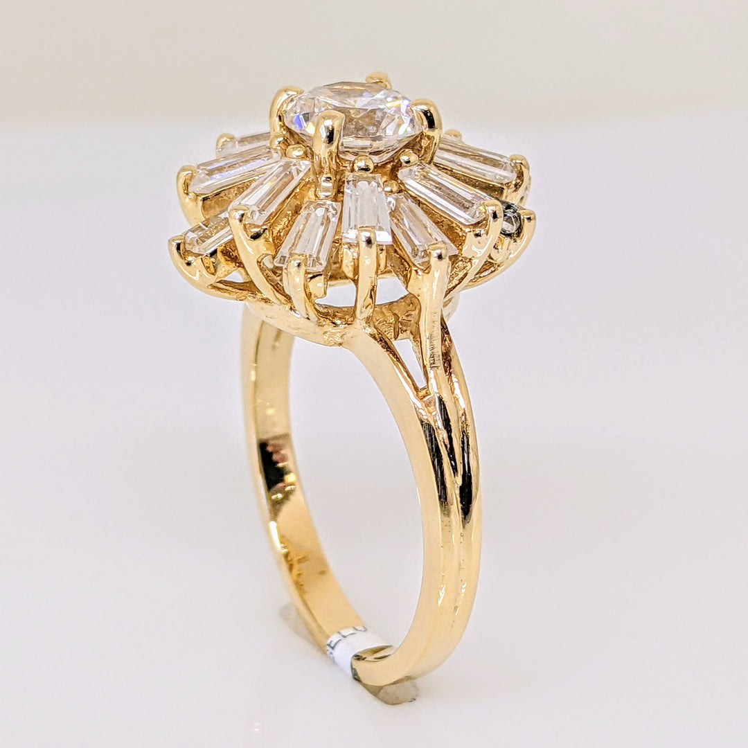 14K CUBIC ZIRCONIA 5.9MM ROUND WITH (16) BAGUETTE ESTATE RING 5.9 GRAMS