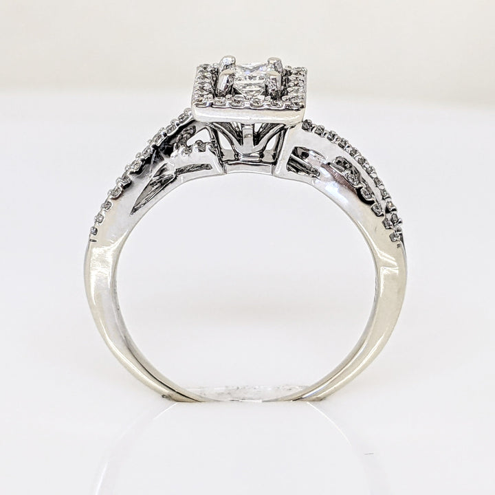 14K WHITE .82 CARAT TOTAL WEIGHT I1 I DIAMOND PRINCESS CUT WITH (56) ROUND MELEE ESTATE RING 4.0 GRAMS