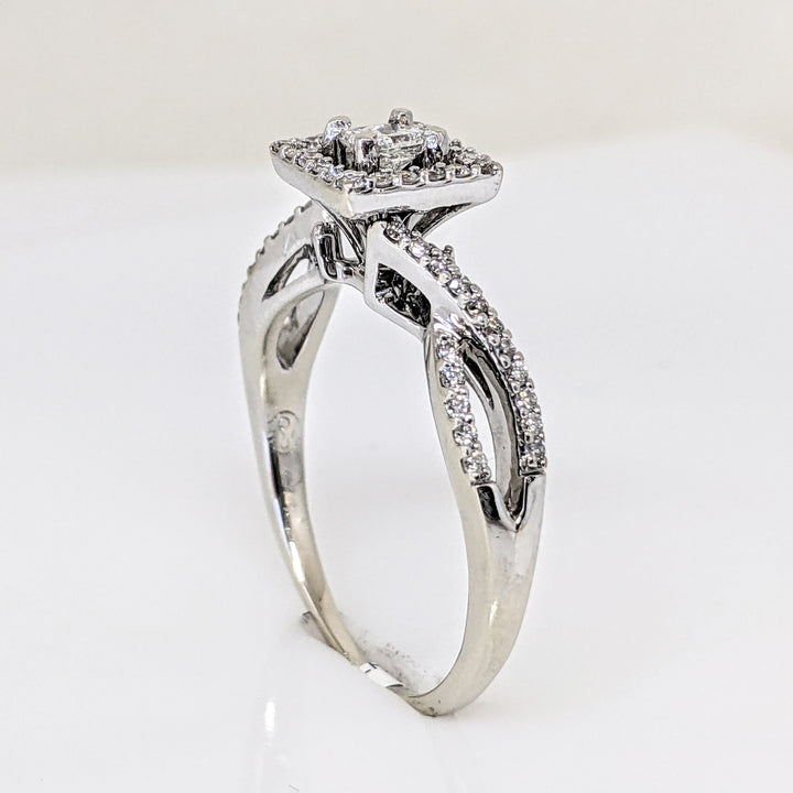 14K WHITE .82 CARAT TOTAL WEIGHT I1 I DIAMOND PRINCESS CUT WITH (56) ROUND MELEE ESTATE RING 4.0 GRAMS