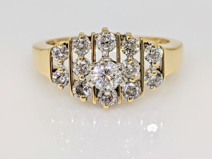 14K .68 CARAT TOTAL WEIGHT I1 J DIAMOND ROUND (13) CLUSTER ESTATE RING 3.9 GRAMS