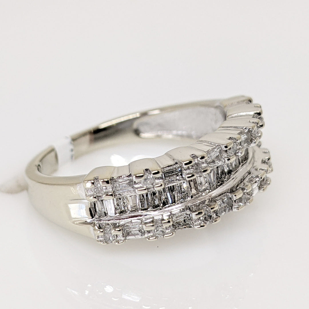 10K WHITE .52 CARAT TOTAL WEIGHT I1 I DIAMOND ROUND (14) BAGUETTE (38) ESTATE BAND 3.6 GRAMS