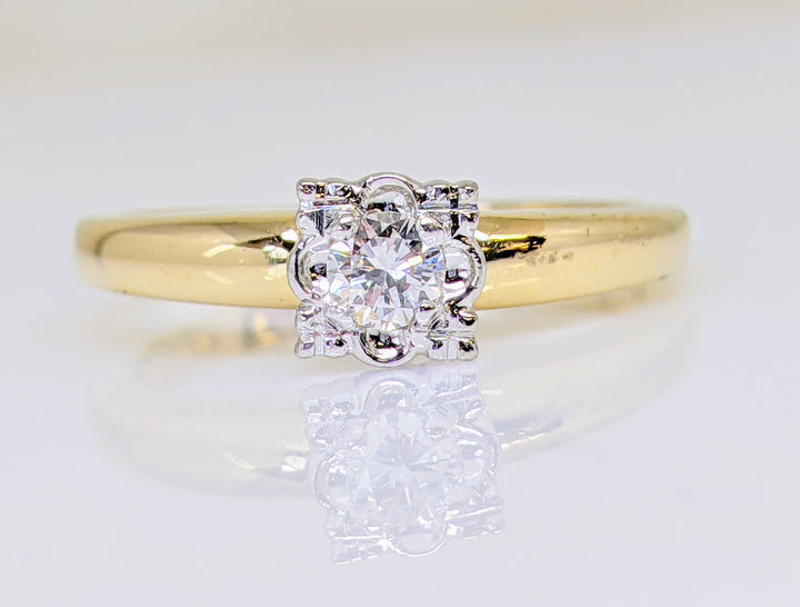 14K .20 CARAT TOTAL SI1 H DIAMOND ROUND SQUARE HEAD ESTATE RING 2.5 GRAMS