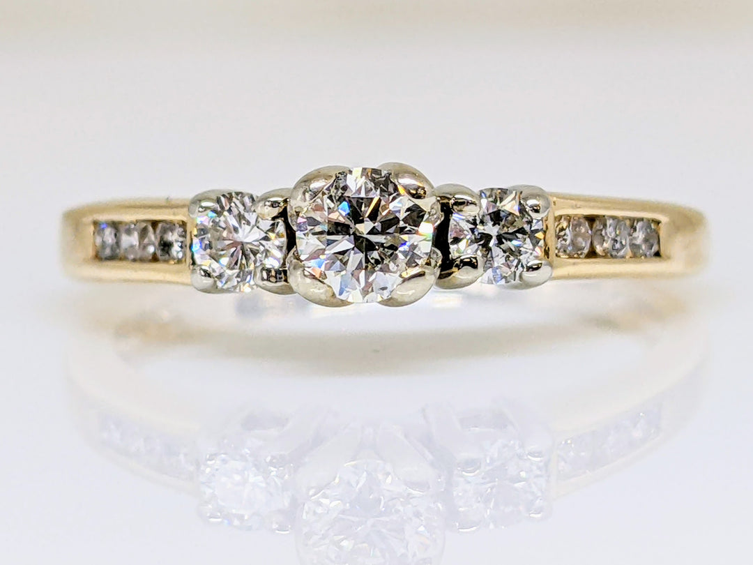 14K .37 CARAT TOTAL WEIGHT I1 J DIAMOND ROUND (9) TRINITY ESTATE RING 2.8 GRAMS