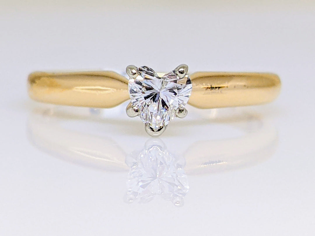 14K .25 CARAT TOTAL SI2 H DIAMOND HEART SOLITAIRE ESTATE RING 1.8 GRAMS