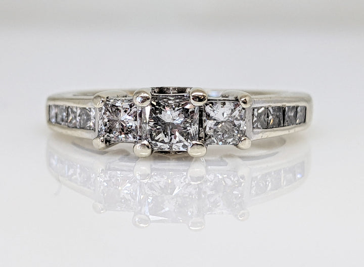 14K WHITE .93 CARAT TOTAL WEIGHT I1 H DIAMOND PRINCESS CUT (13) TRINITY ESTATE RING 3.6 GRAMS