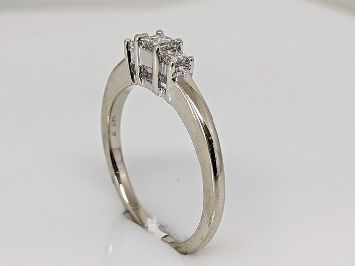 14K WHITE .20 CARAT TOTAL WEIGHT SI2 H DIAMOND ROUND (3) TRINITY ESTATE RING 2.7 GRAMS