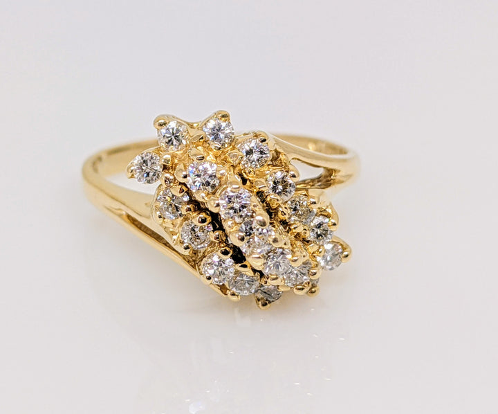 14K .57 CARAT TOTAL WEIGHT I1 J DIAMOND ROUND (19) CLUSTER ESTATE RING 4.2 GRAMS