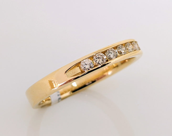 14K .24 CARAT TOTAL WEIGHT SI2 K DIAMOND ROUND (8) CHANNEL SET ESTATE BAND 2.4 GRAMS