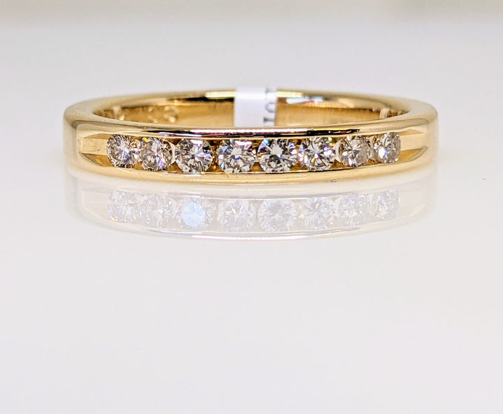 14K .24 CARAT TOTAL WEIGHT SI2 K DIAMOND ROUND (8) CHANNEL SET ESTATE BAND 2.4 GRAMS