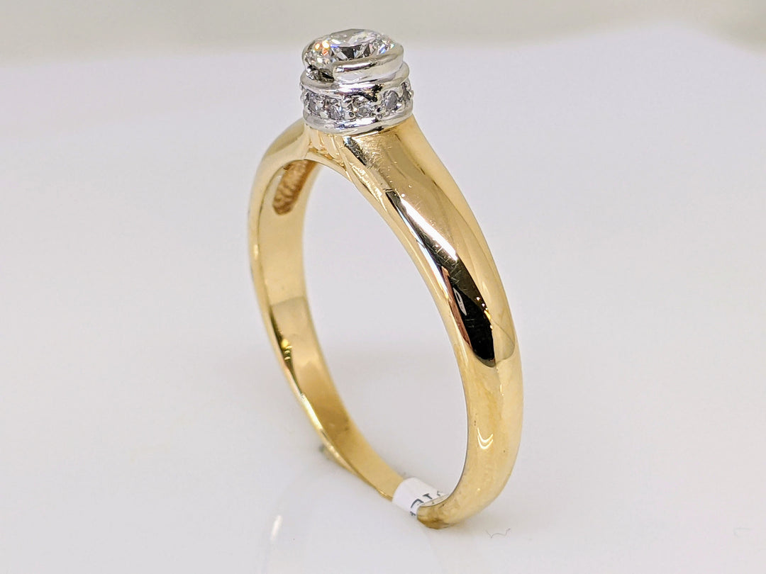 14K .36 CARAT TOTAL WEIGHT I1 J DIAMOND ROUND (11) BEZEL ESTATE RING 3.3 GRAMS