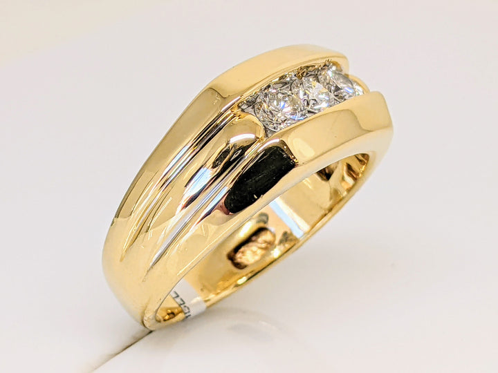 14K .51 CARAT TOTAL WEIGHT I1 F DIAMOND ROUND (3) CHANNEL SET ESTATE BAND 4.6 GRAMS