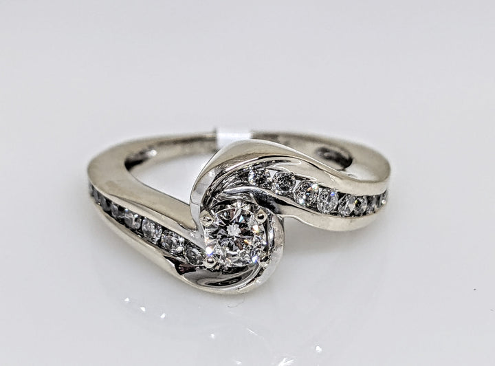 14K WHITE .45 CARAT TOTAL WEIGHT I1 F DIAMOND ROUND (21) BYPASS ESTATE RING 3.6 GRAMS