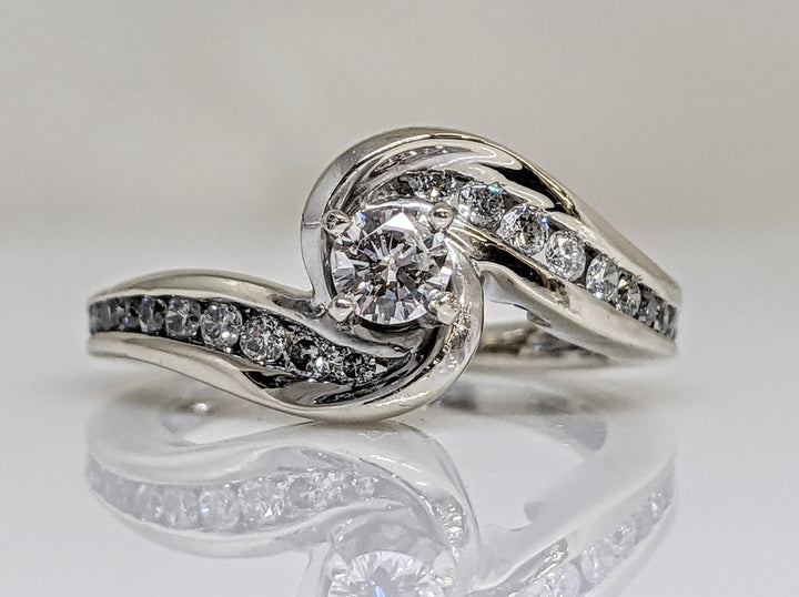 14K WHITE .45 CARAT TOTAL WEIGHT I1 F DIAMOND ROUND (21) BYPASS ESTATE RING 3.6 GRAMS