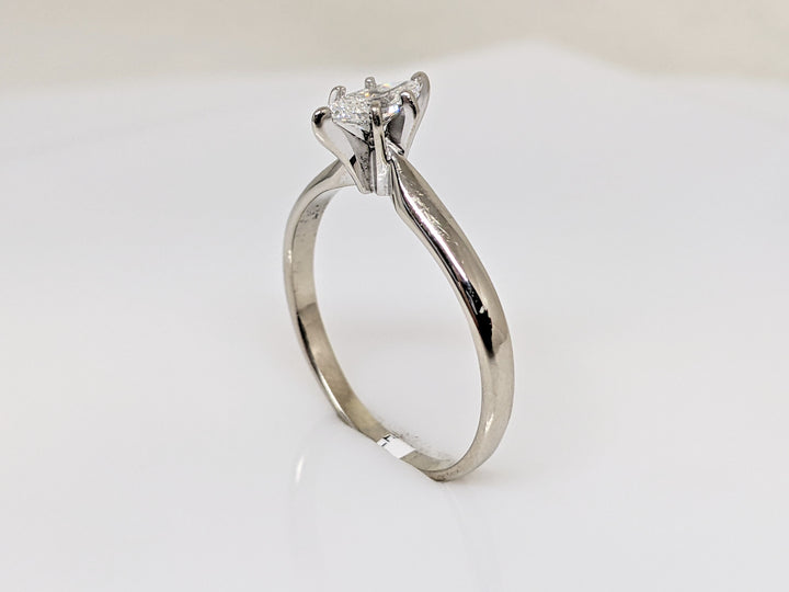 14K WHITE .37 CARAT TOTAL SI G DIAMOND MARQUISE SOLITAIRE ESTATE RING 2.2 GRAMS