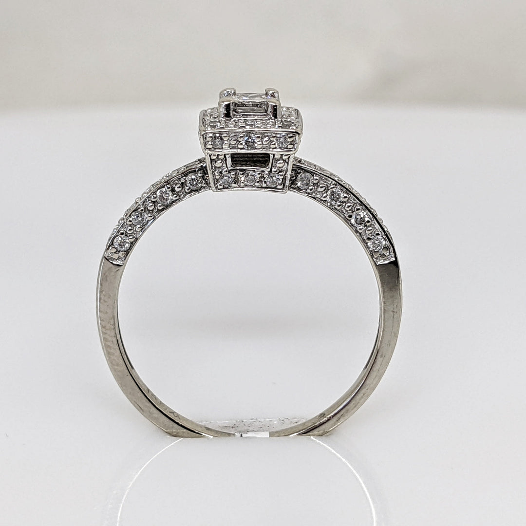 14K WHITE .71 CARAT TOTAL WEIGHT I1 H DIAMOND PRINCESS CUT (1) ROUND (54) HALO ESTATE RING 2.4 GRAMS