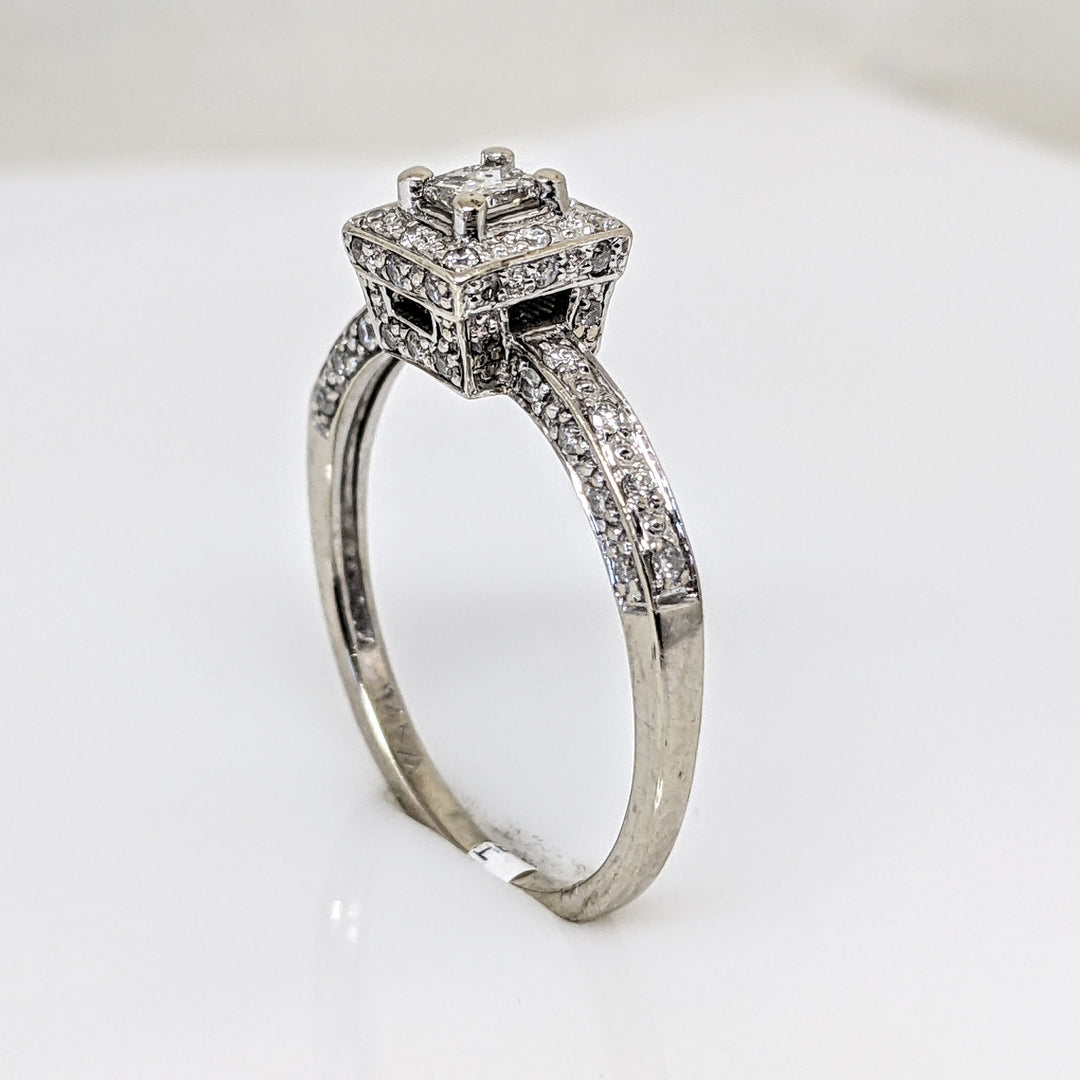 14K WHITE .71 CARAT TOTAL WEIGHT I1 H DIAMOND PRINCESS CUT (1) ROUND (54) HALO ESTATE RING 2.4 GRAMS