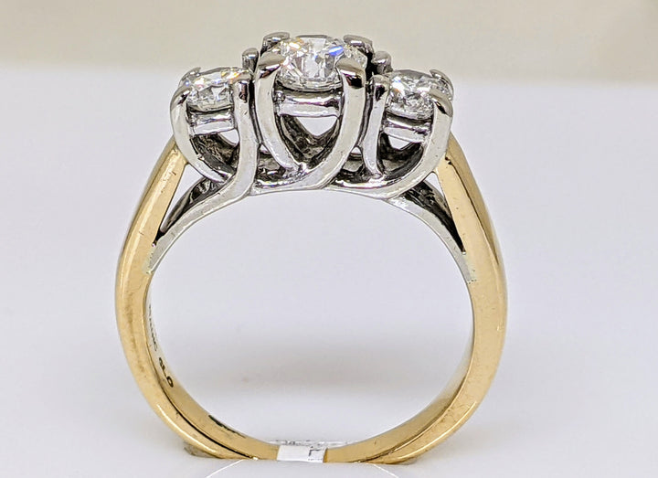 14k .90 CARAT TOTAL WEIGHT I1 J DIAMOND ROUND (3) TRINITY ESTATE RING 3.9 GRAMS