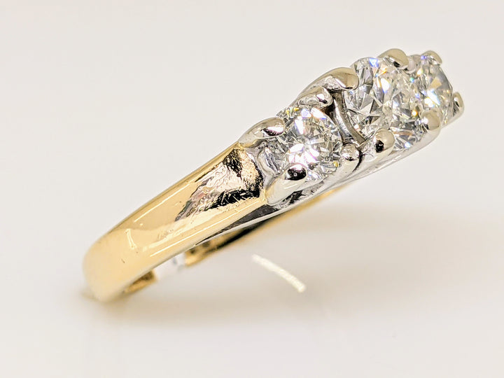 14k .90 CARAT TOTAL WEIGHT I1 J DIAMOND ROUND (3) TRINITY ESTATE RING 3.9 GRAMS