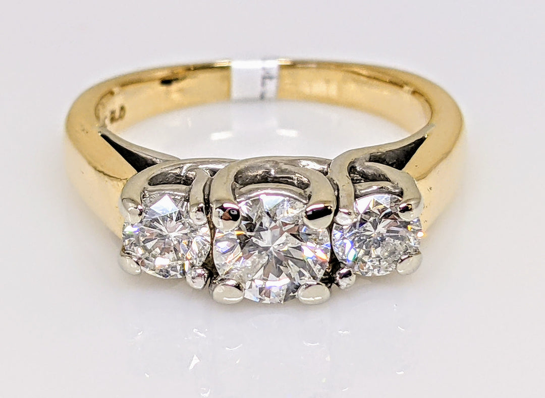 14k .90 CARAT TOTAL WEIGHT I1 J DIAMOND ROUND (3) TRINITY ESTATE RING 3.9 GRAMS