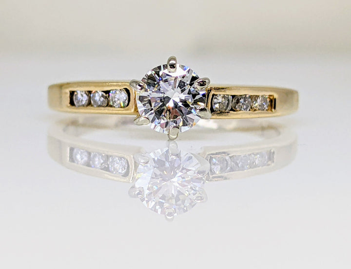 14k .62 CARAT TOTAL WEIGHT VS1 M DIAMOND ROUND (7) ESTATE RING 2.1 GRAMS
