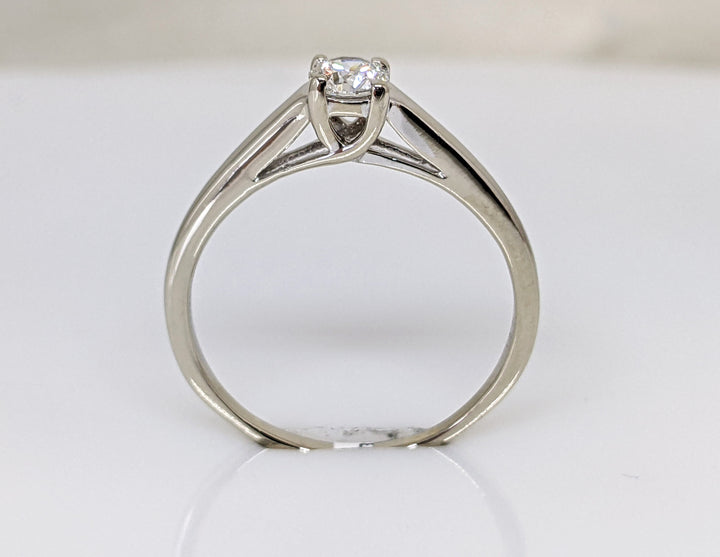 14K WHITE .29 CARAT TOTAL SI2 I DIAMOND ROUND SOLITAIRE ESTATE RING 2.3 GRAMS