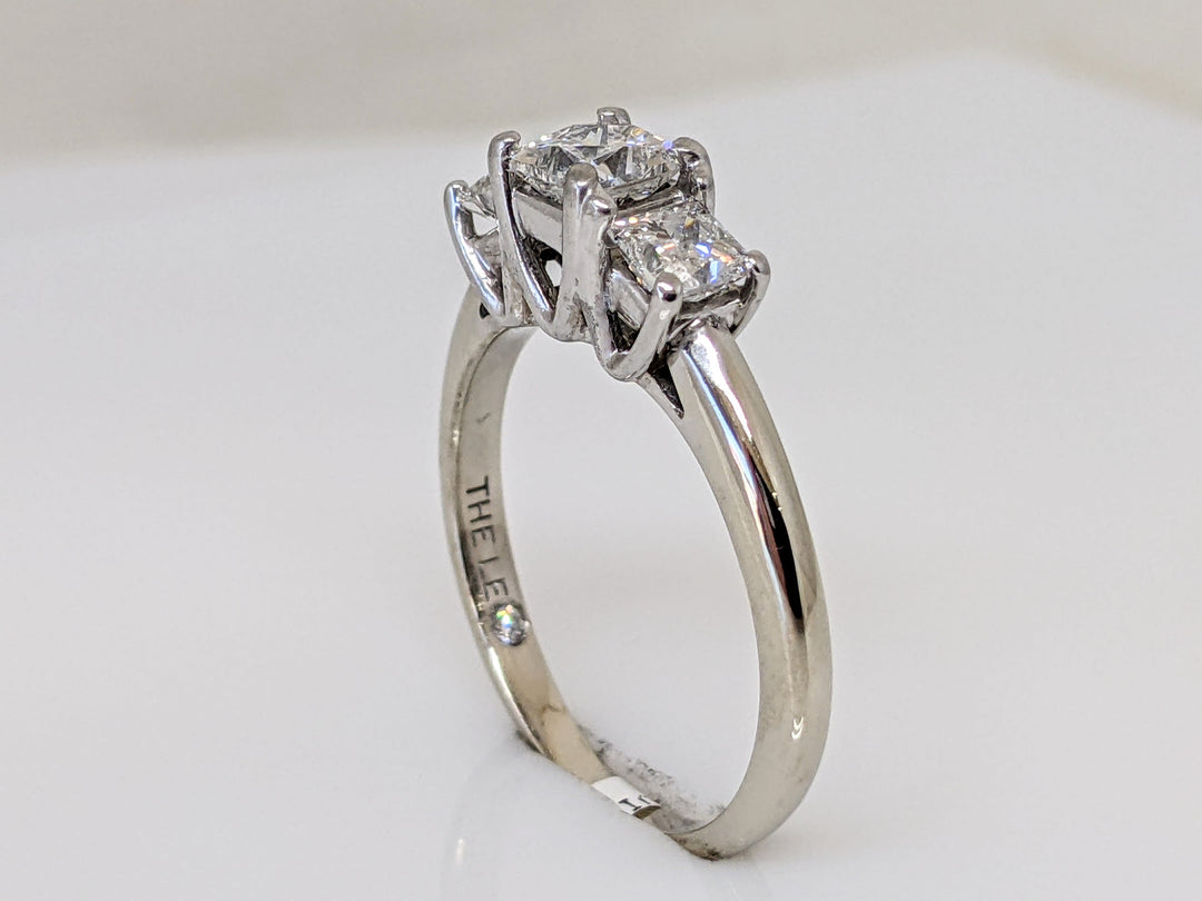 14k WHITE/ PLATINUM .97 CARAT TOTAL WEIGHT SI2 F DIAMOND PRINCESS CUT (3) TRINITY LEO ESTATE RING 3.8 GRAMS