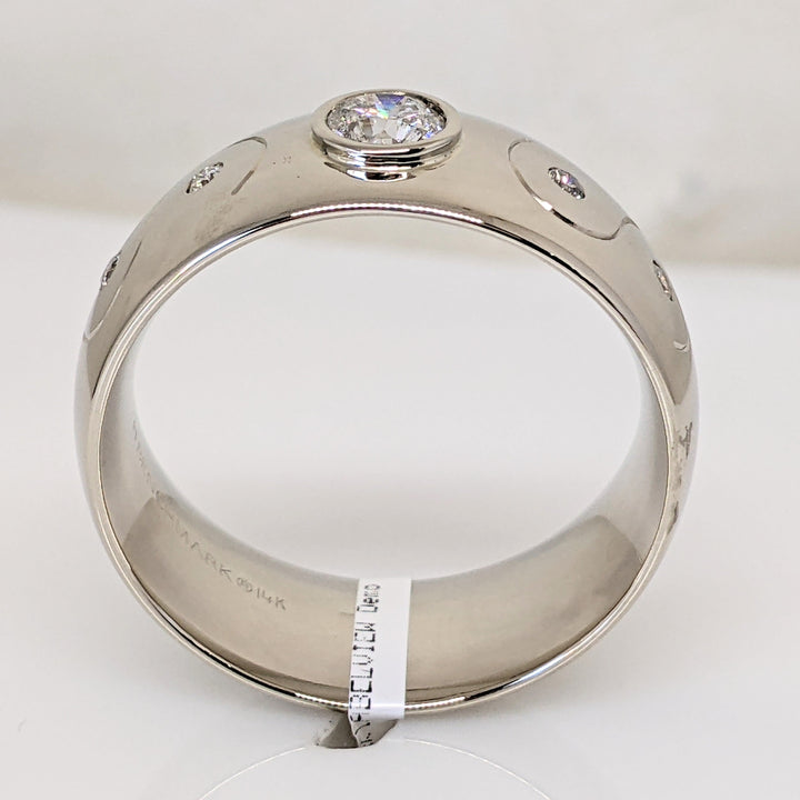14K WHITE .57 CARAT TOTAL WEIGHT I1 H DIAMOND ROUND (5) BEZEL/FLUSH SET ESTATE BAND 16.0 GRAMS