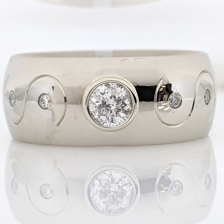 14K WHITE .57 CARAT TOTAL WEIGHT I1 H DIAMOND ROUND (5) BEZEL/FLUSH SET ESTATE BAND 16.0 GRAMS